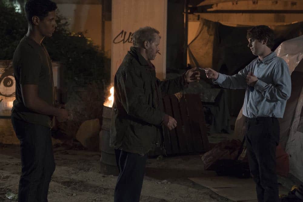 THE GOOD DOCTOR - "Hello" - Shaun’s (Freddie Highmore) proposed treatment for a homeless patient puts him and Jared (Chuku Modu) in Andrews’ (Hill Harper) crosshairs. Meanwhile, Claire (Antonia Thomas) tries to overcome Melendez’s (Nicholas Gonzalez) reluctance to do a risky heart operation while Glassman (Richard Schiff) must overcome his personal feelings about his oncologist, Dr. Marina Blaize (guest star Lisa Edelstein), and face a difficult decision about his health, on the season premiere of "The Good Doctor," MONDAY, SEPT. 24 (10:00-11:00 p.m. EDT), on The ABC Television Network. (ABC/Jeff Weddell) CHUKU MODU, RAPHAEL SBARGE, FREDDIE HIGHMORE