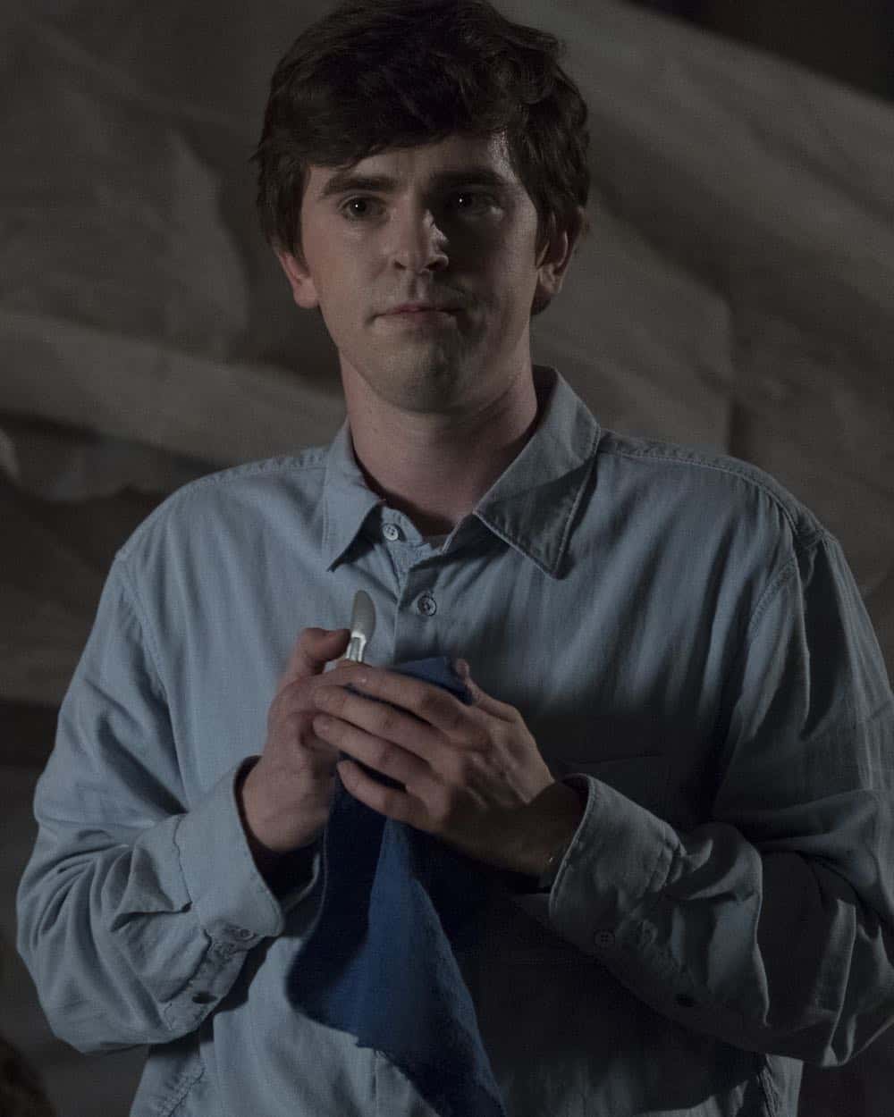 THE GOOD DOCTOR - "Hello" - Shaun’s (Freddie Highmore) proposed treatment for a homeless patient puts him and Jared (Chuku Modu) in Andrews’ (Hill Harper) crosshairs. Meanwhile, Claire (Antonia Thomas) tries to overcome Melendez’s (Nicholas Gonzalez) reluctance to do a risky heart operation while Glassman (Richard Schiff) must overcome his personal feelings about his oncologist, Dr. Marina Blaize (guest star Lisa Edelstein), and face a difficult decision about his health, on the season premiere of "The Good Doctor," MONDAY, SEPT. 24 (10:00-11:00 p.m. EDT), on The ABC Television Network. (ABC/Jeff Weddell) FREDDIE HIGHMORE