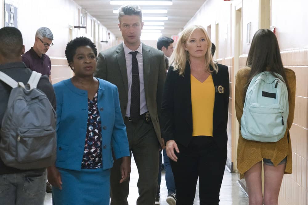 LAW & ORDER: SPECIAL VICTIMS UNIT -- "Man Up" Episode 2001 -- Pictured: (l-r) Lisha McKoy as Rebecca Chaster, Peter Scanavino as Dominick "Sonny" Carisi, Kelli Giddish as Detective Amanda Rollins -- (Photo by: Barbara Nitke/NBC)