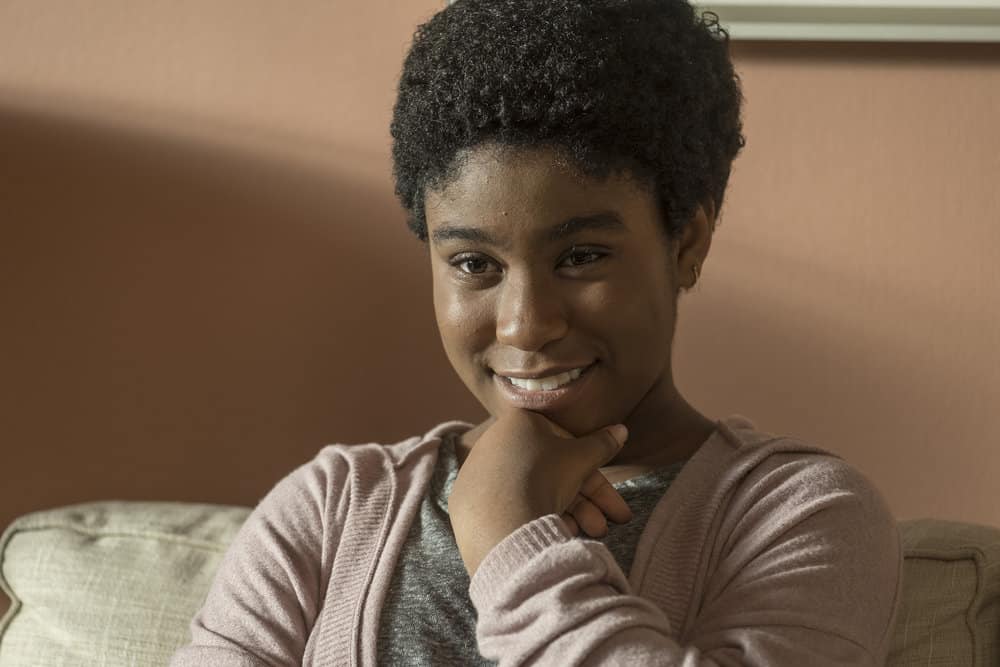 THIS IS US -- "Ave Maria" Episode 301 -- Pictured: Lyric Ross as Déjà -- (Photo by: Ron Batzdorff/NBC)