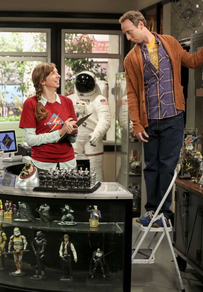 "The Wedding Gift Wormhole" -- Pictured: Denise (Lauren Lapkus) and Stuart (Kevin Sussman. Sheldon and Amy drive themselves crazy trying to figure out what "perfect gift" Leonard and Penny gave them for their wedding. Also, Koothrappali decides he wants to settle down and asks his father to arrange a marriage for him, on THE BIG BANG THEORY, when it moves to its regular time slot, Thursday, Sept. 27 (8:00-8:31 PM, ET/PT) on the CBS Television Network. Photo: Michael Yarish/CBS é2018 CBS Broadcasting, Inc. All Rights Reserved.