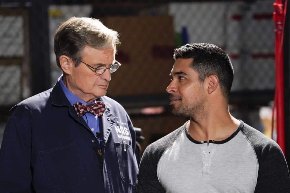 ÃÂLove Thy NeighborààAfter a Navy lieutenant is found murdered in his hot tub, the team interviews several families in the victimÃÂs peculiar neighborhood. Also, Torres must face the consequences after a volatile night out with Palmer, on NCIS, Tuesday, Oct. 2 (8:00-9:00 PM, ET/PT) on the CBS Television Network. Pictured: David McCallum, Wilmer Valderrama. Photo: Robert Voets/CBS é2018 CBS Broadcasting, Inc. All Rights Reserved