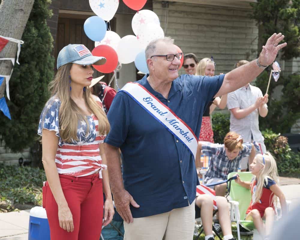 MODERN FAMILY - "I Love a Parade" - The Pritchett-Dunphy-Tucker clan are going to be setting off more than a few fireworks when they get together at the annual Fourth of July parade where Jay will be acting as the grand marshal. Meanwhile, Haley’s goodbye with Arvin before his trip to Switzerland doesn’t go as well as she pictured it and is distracted by the return of an old flame during the 10th season premiere, on "Modern Family," WEDNESDAY, SEPT. 26 (9:00-9:31 p.m. EDT), on The ABC Television Network. (ABC/Kelsey McNeal) SOFIA VERGARA, ED O'NEILL