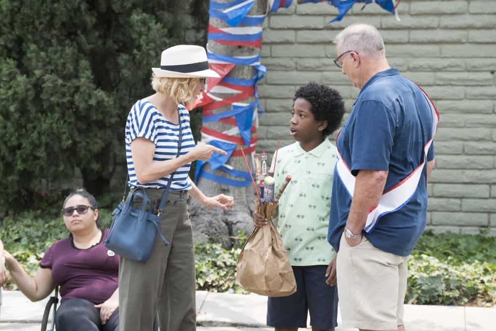 MODERN FAMILY - "I Love a Parade" - The Pritchett-Dunphy-Tucker clan are going to be setting off more than a few fireworks when they get together at the annual Fourth of July parade where Jay will be acting as the grand marshal. Meanwhile, Haley’s goodbye with Arvin before his trip to Switzerland doesn’t go as well as she pictured it and is distracted by the return of an old flame during the 10th season premiere, on "Modern Family," WEDNESDAY, SEPT. 26 (9:00-9:31 p.m. EDT), on The ABC Television Network. (ABC/Kelsey McNeal) JULIE BOWEN, NA'JAE GREEN, ED O'NEILL