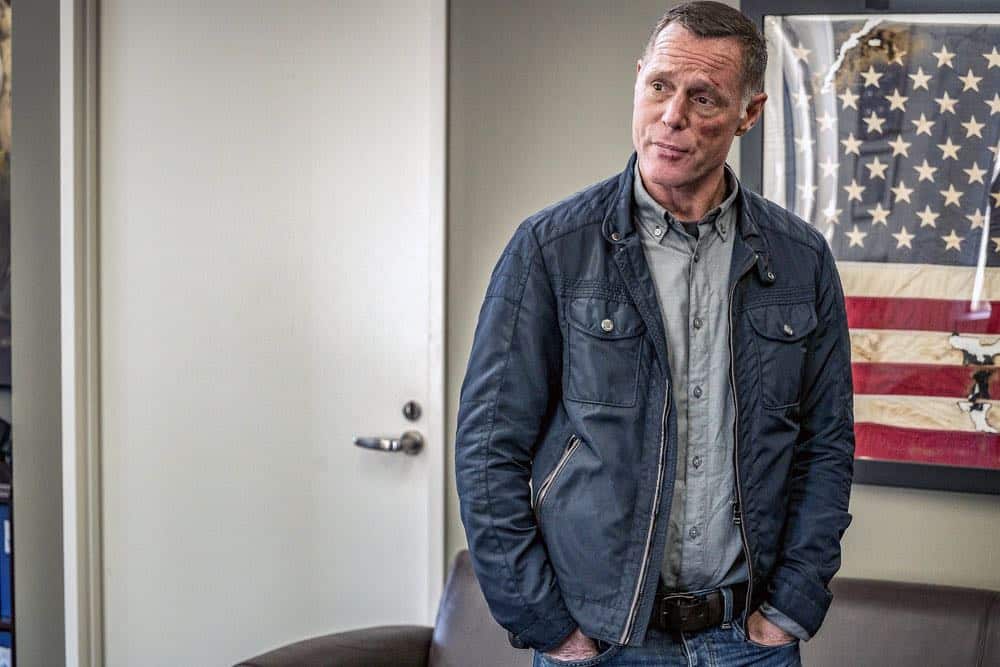 CHICAGO P.D. -- "New Normal" Episode 601 -- Pictured: Jason Beghe as Hank Voight -- (Photo by: Matt Dinerstein/NBC) CHICAGO P.D. -- "New Normal" Episode 601 -- Pictured: Jason Beghe as Hank Voight -- (Photo by: Matt Dinerstein/NBC)