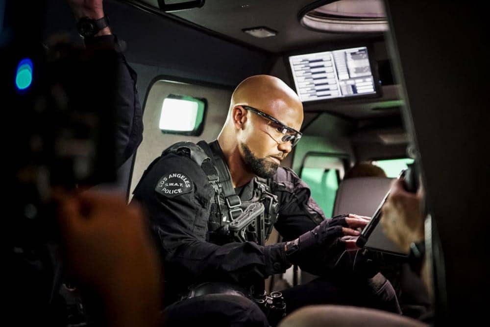 "Shaky Town" -- The SWAT team engages in a standoff with human traffickers holding child hostages when a major earthquake hits Los Angeles during their operation and compromises the takedown. Also, while Hondo forms an unexpected personal connection with Deputy District Attorney Nia Wells (Nikiva Dionne), Jim Street has trouble adjusting to his new life as a patrol officer, on the second season premiere of S.W.A.T., Thursday, Sept. 27 (10:00-11:00 PM, ET/PT) on the CBS Television Network. Pictured: Shemar Moore as Daniel "Hondo" Harrelson. Photo: Bill Inoshita/CBS é2018 CBS Broadcasting, Inc. All Rights Reserved "Shaky Town" -- The SWAT team engages in a standoff with human traffickers holding child hostages when a major earthquake hits Los Angeles during their operation and compromises the takedown. Also, while Hondo forms an unexpected personal connection with Deputy District Attorney Nia Wells (Nikiva Dionne), Jim Street has trouble adjusting to his new life as a patrol officer, on the second season premiere of S.W.A.T., Thursday, Sept. 27 (10:00-11:00 PM, ET/PT) on the CBS Television Network. Pictured: Shemar Moore as Daniel "Hondo" Harrelson. Photo: Bill Inoshita/CBS é2018 CBS Broadcasting, Inc. All Rights Reserved