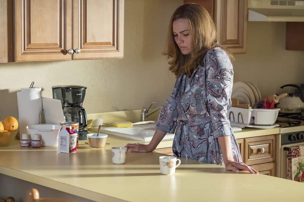 THIS IS US -- "A Philadelphia Story" Episode 302 -- Pictured: Mandy Moore as Rebecca Pearson -- (Photo by: Ron Batzdorff/NBC)