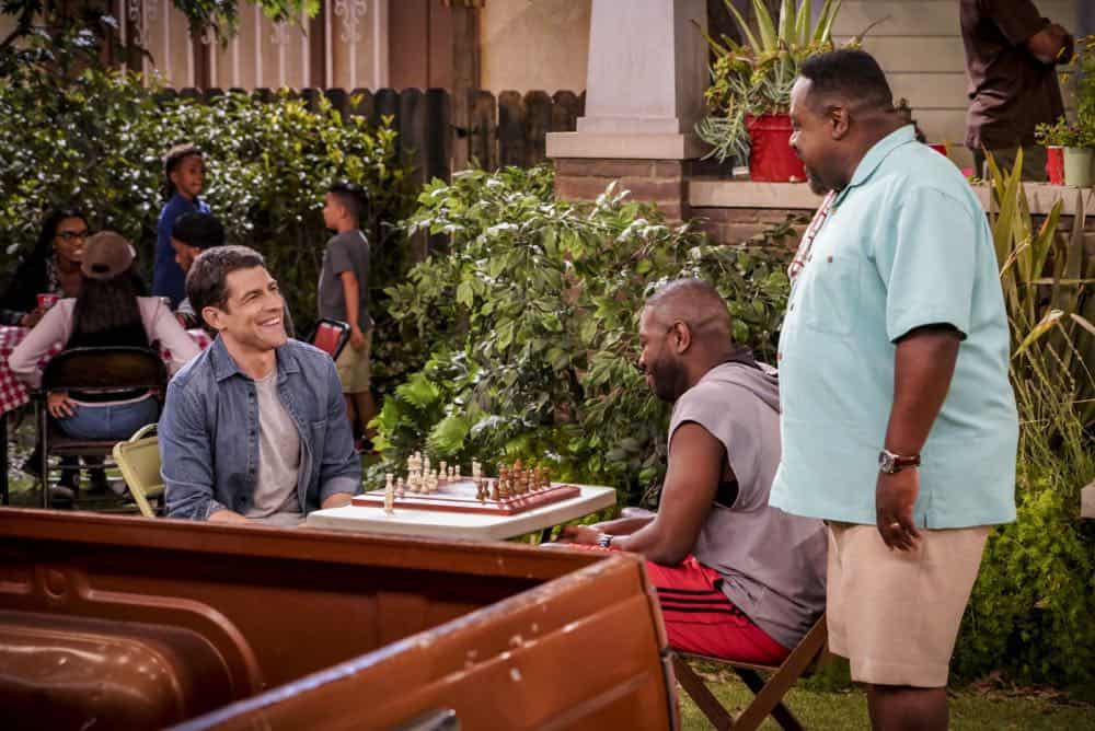 THE NEIGHBORHOOD stars Cedric the Entertainer in a comedy about what happens when Dave Johnson, the friendliest guy in the Midwest, moves his family to a neighborhood in Los Angeles where not everyone looks like him or appreciates his extreme neighborliness. Cedric the Entertainer plays the Johnsons' opinionated next-door neighbor, Calvin Butler, who is wary of the newcomers, and certain that the Johnsons will disrupt the culture on the block. THE NEIGHBORHOOD will premiere Monday, October 1st (8:00-8:30 PM, ET/PT) on the CBS Television Network. Pictured (L-R): Max Greenfield (Dave Johnson), Sheaun McKinney (Malcolm Butler) and Cedric the Entertainer (Calvin Butler). Photo: Bill Inoshita/CBS é2018 CBS Broadcasting, Inc. All Rights Reserved.