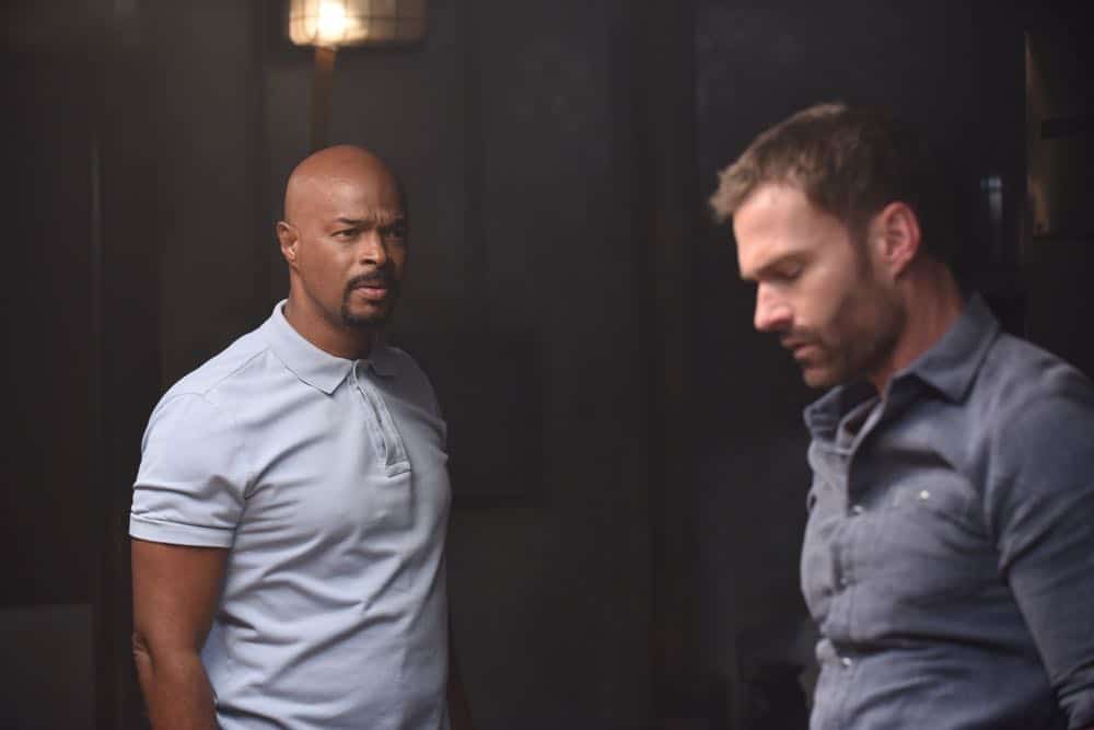 LETHAL WEAPON: L-R: Damon Wayans and Seann William Scott in the Need To Know” episode of LETHAL WEAPON airing Tuesday, Oct. 2 (9:00-10:00 PM ET/PT) on FOX. ©2018 Fox Broadcasting Co. CR: FOX LETHAL WEAPON: L-R: Damon Wayans and Seann William Scott in the Need To Know” episode of LETHAL WEAPON airing Tuesday, Oct. 2 (9:00-10:00 PM ET/PT) on FOX. ©2018 Fox Broadcasting Co. CR: FOX
