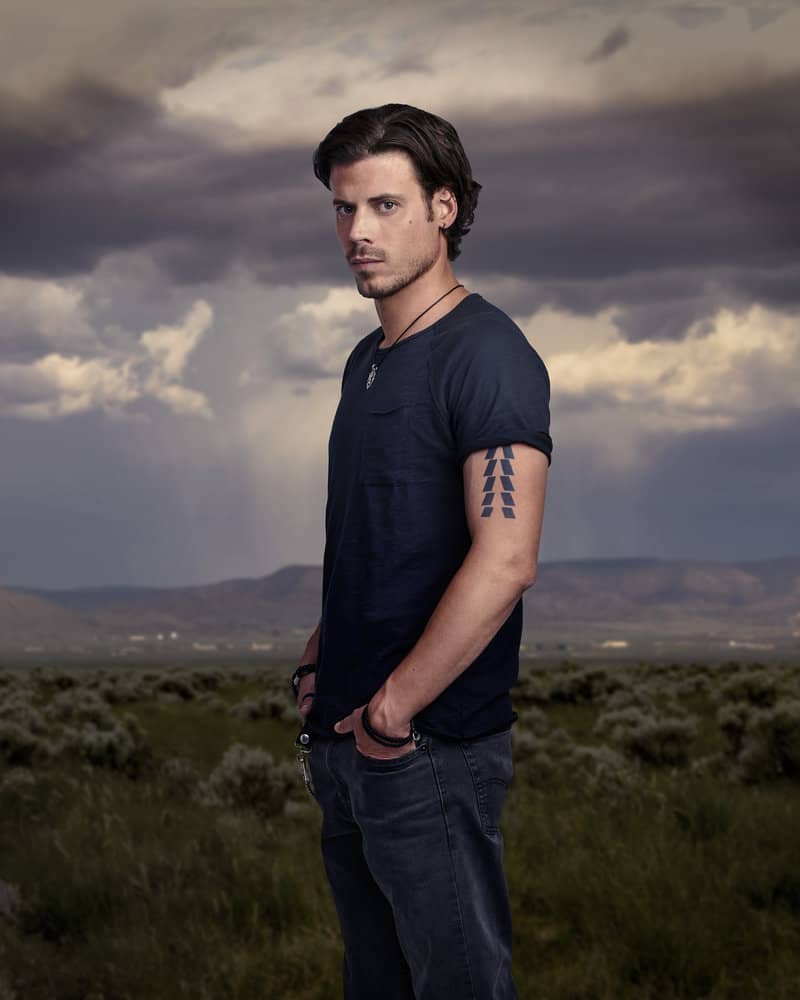 MIDNIGHT, TEXAS -- Season: 2 -- Pictured: François Arnaud as Manfred Bernardo -- (Photo by: Virginia Sherwood/NBC) MIDNIGHT, TEXAS -- Season: 2 -- Pictured: François Arnaud as Manfred Bernardo -- (Photo by: Virginia Sherwood/NBC)