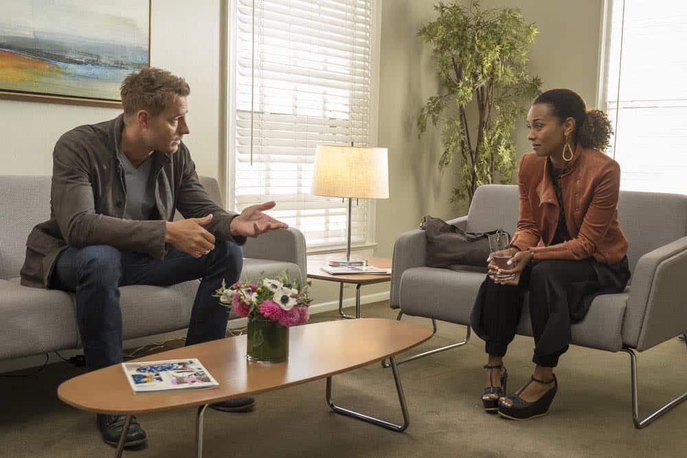 THIS IS US -- "Katie Girls" Episode 303 -- Pictured: (l-r) Justin Hartley as Kevin Pearson, Melanie Liburd as Zoe -- (Photo by: Ron Batzdorff/NBC) THIS IS US -- "Katie Girls" Episode 303 -- Pictured: (l-r) Justin Hartley as Kevin Pearson, Melanie Liburd as Zoe -- (Photo by: Ron Batzdorff/NBC)