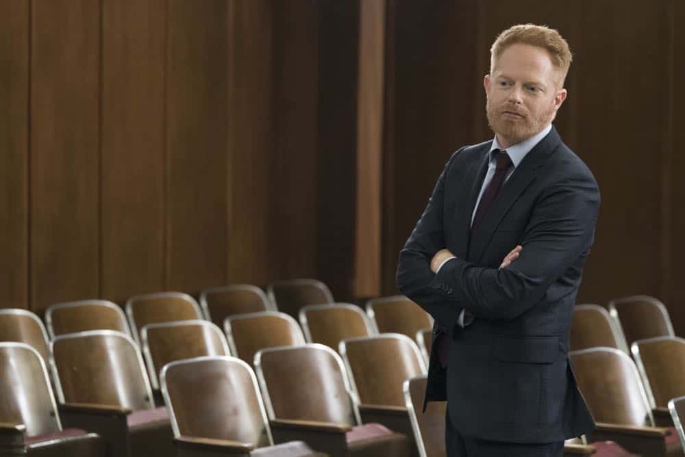 MODERN FAMILY - "A Sketchy Area" - Phil stumbles into an exciting new career after dropping by Luke's college; while Claire deals with her dad, Jay, and the merger of Pritchett's Closets with a tech-savvy, hipper company. Meanwhile, Mitch's new high-profile case as an assistant district attorney is marred by an unflattering courtroom sketch by the resident artist (Dan Levy), on "Modern Family," WEDNESDAY, OCT. 10 (9:00-9:31 p.m. EDT), on The ABC Television Network. (ABC/Eric McCandless) JESSE TYLER FERGUSON