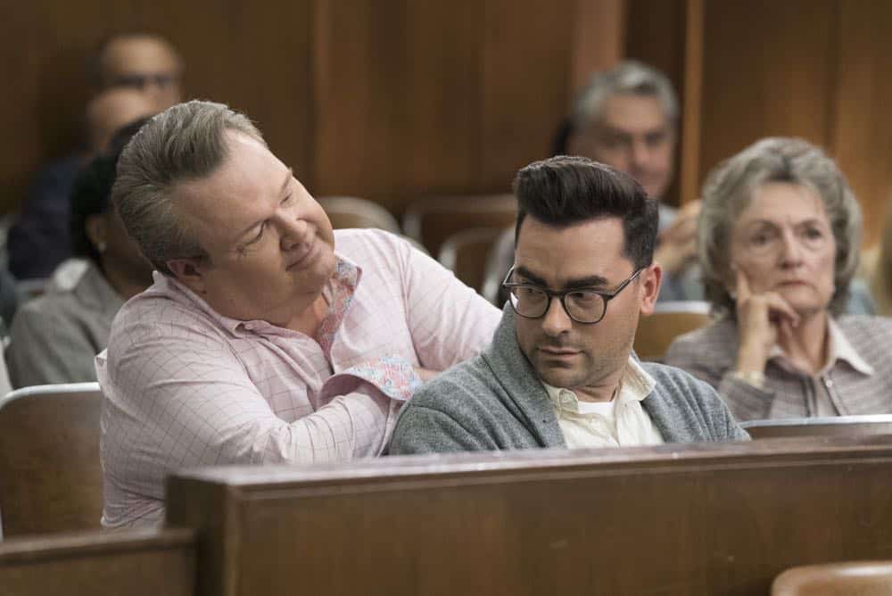 MODERN FAMILY - "A Sketchy Area" - Phil stumbles into an exciting new career after dropping by Luke's college; while Claire deals with her dad, Jay, and the merger of Pritchett's Closets with a tech-savvy, hipper company. Meanwhile, Mitch's new high-profile case as an assistant district attorney is marred by an unflattering courtroom sketch by the resident artist (Dan Levy), on "Modern Family," WEDNESDAY, OCT. 10 (9:00-9:31 p.m. EDT), on The ABC Television Network. (ABC/Eric McCandless) ERIC STONESTREET, DAN LEVY