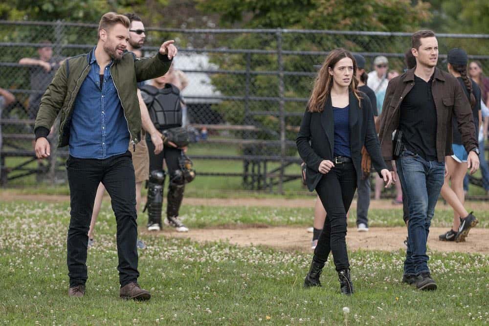 CHICAGO P.D. -- "Bad Boys" Episode 603 -- Pictured: (l-r) Patrick John Flueger as Adam Ruzek, Marina Squerciati, Jesse Lee Soffer as Jay Halstead -- (Photo by: Matt Dinerstein/NBC)