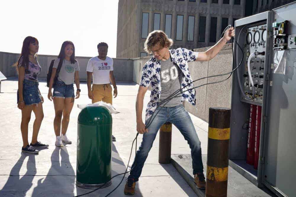 ÃÂBozer + Booze + Back to SchoolààMacGyver, Riley, Bozer and Leanna go undercover on a college campus to smoke out a deep-cover operative who is recruiting students to carry out deadly attacks around the world. Also, Jack joins bounty hunter Billy Colton (Lance Gross) in the hunt for a bail jumper but is concerned when he finds out Billy offered Riley a job, on MACGYVER, Friday, Oct. 12 (8:00-9:00 PM, ET/PT) on the CBS Television Network Pictured: Reign Edwards, Tristin Mays, Justin Hires, Lucas Till, Photo: Jace Downs/CBS é2018 CBS Broadcasting, Inc. All Rights Reserved