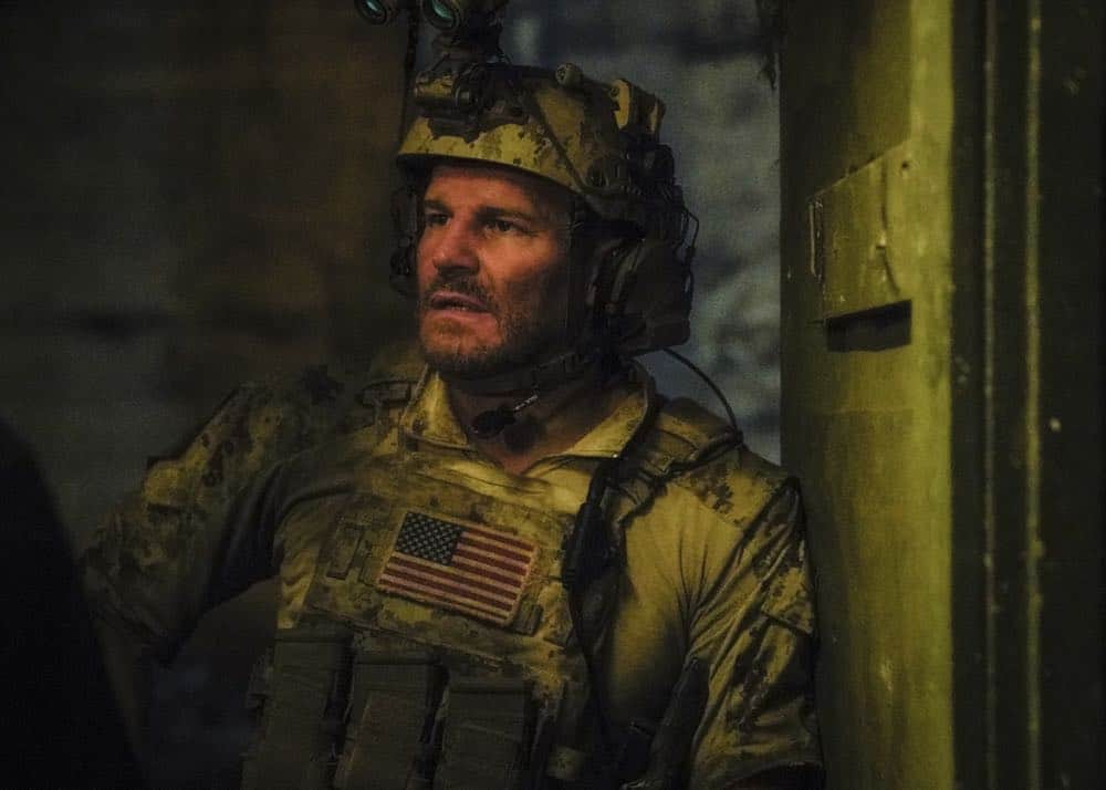 "Never Say Die" -- Jason and Bravo Team travel to Saudi Arabia, where extremists take hold of an underground water source and threaten to release anthrax into the water supply. Also, Ray contemplates joining another team, on SEAL TEAM, Wednesday, Oct. 10 (9:00-10:00 PM, ET/PT) on the CBS Television Network. Pictures: David BorBoreanaz as Jason Hayes. Photo: Cliff Lipson/CBS é2018 CBS Broadcasting, Inc. All Rights Reserved