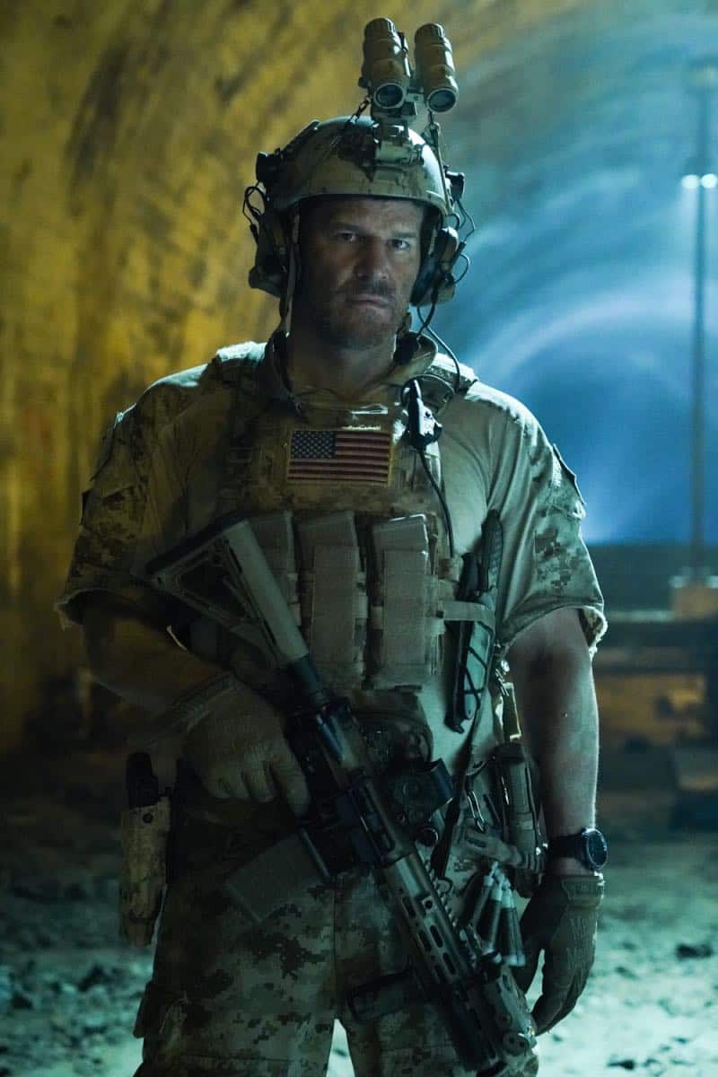 "Never Say Die" -- Jason and Bravo Team travel to Saudi Arabia, where extremists take hold of an underground water source and threaten to release anthrax into the water supply. Also, Ray contemplates joining another team, on SEAL TEAM, Wednesday, Oct. 10 (9:00-10:00 PM, ET/PT) on the CBS Television Network. Pictured: David Boreanaz as Jason Hayes. Photo: Cliff Lipson/CBS é2018 CBS Broadcasting, Inc. All Rights Reserved