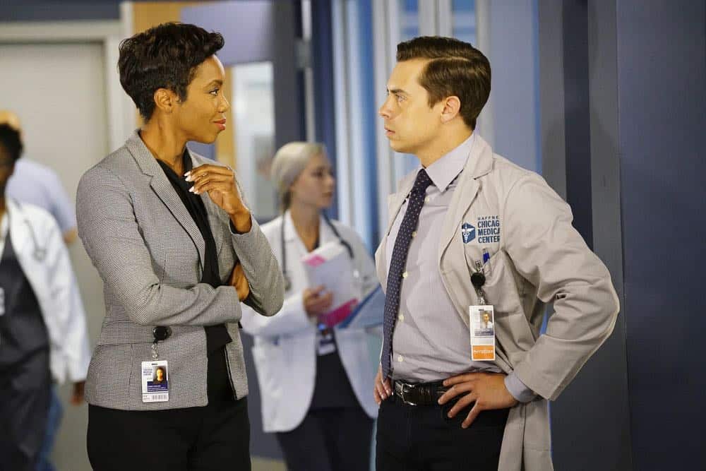 CHICAGO MED -- "Heavy Is The Head" Episode 403 -- Pictured: (l-r) Heather Headley as Gwen Garrett, Nate Santana as Jimmy Lanik -- (Photo by: Elizabeth Sisson/NBC)