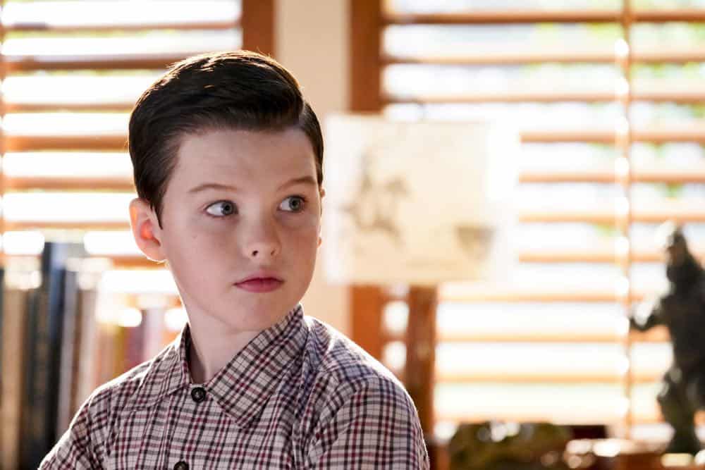 "A Financial Secret and Fish Sauce" - Pictured: Sheldon (Iain Armitage). When George Sr. asks Sheldon to keep a secret from Mary, the stress of not being honest drives Sheldon to hideout at Tam's for his first sleepover, on YOUNG SHELDON, Thursday, Oct. 11 (8:31-9:01 PM, ET/PT) on the CBS Television Network. Photo: Robert Voets/Warner Bros. Entertainment Inc. é 2018 WBEI. All rights reserved.