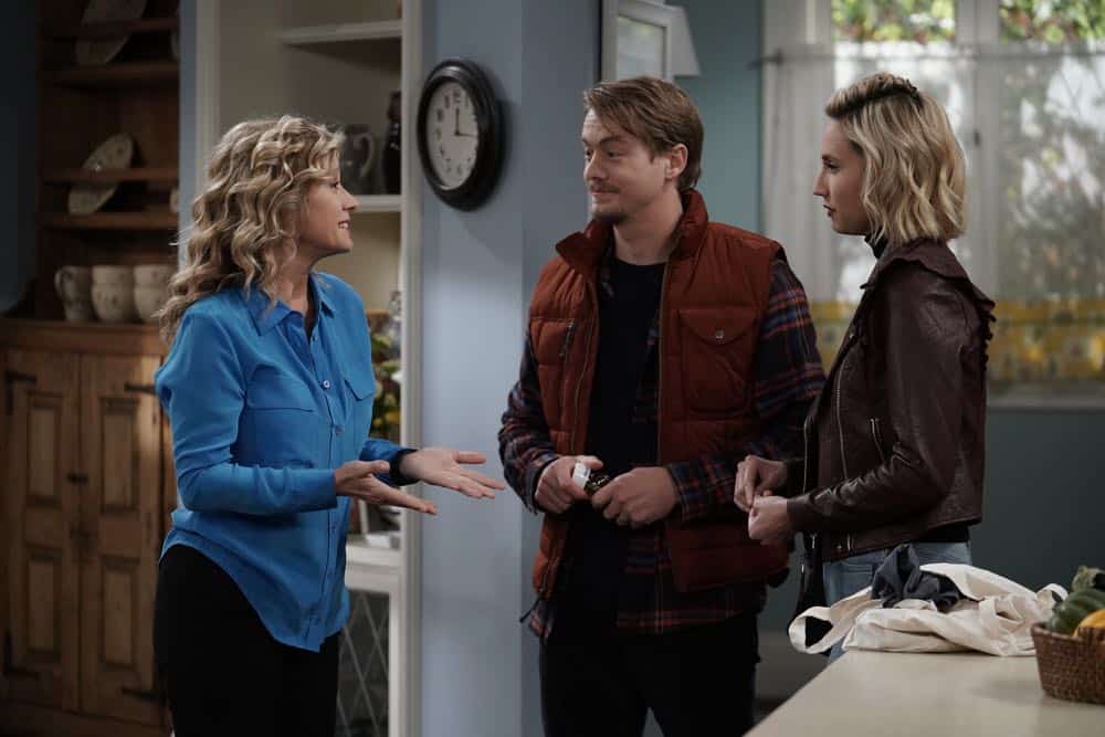 LAST MAN STANDING: L-R: Nancy Travis, Christoph Sanders and Molly McCook in the “Giving Mike The Business” episode of LAST MAN STANDING airing Friday, Oct. 12 (8:00-8:30 PM ET/PT) on FOX. © 2018 FOX Broadcasting. CR: Michael Becker / FOX. LAST MAN STANDING: L-R: Nancy Travis, Christoph Sanders and Molly McCook in the “Giving Mike The Business” episode of LAST MAN STANDING airing Friday, Oct. 12 (8:00-8:30 PM ET/PT) on FOX. © 2018 FOX Broadcasting. CR: Michael Becker / FOX.