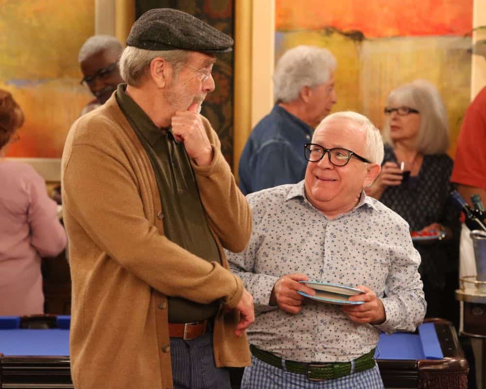 THE COOL KIDS: L-R: Martin Mull and Leslie Jordan in the "A Date With Destiny" episode of THE COOL KIDS airing Friday, Oct. 12 (8:30-9:00 PM ET/PT) on FOX. ©2018 Fox Broadcasting Co. Cr: Patrick McElhenney/FOX