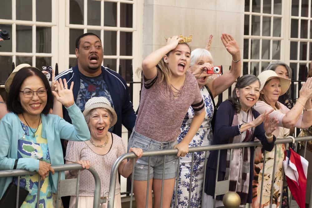 SPEECHLESS - "L-O-N-- LONDON (Part 2)" - Maya must choose between asking her father for money to save their house and a lasting relationship with him. Ray strives to bond with his new British family, only to discover Dylan's the one with a surprising connection. Meanwhile, JJ shows Kenneth a good time off-the-clock, and Jimmy inadvertently finds love, on "Speechless," FRIDAY, OCT. 12 (8:30-9:00 p.m. EDT), as part of the new TGIF programming block on The ABC Television Network. (ABC/Angus Young)