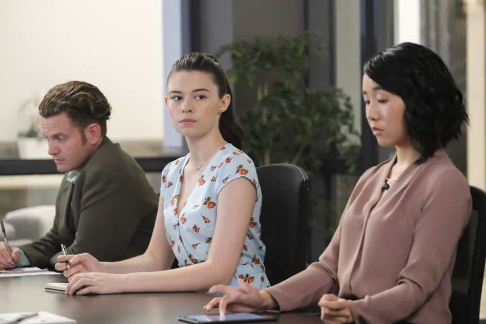 Supergirl -- "American Alien" -- Image Number: SPG401a_0304b.jpg -- Pictured (L-R): Nicole Maines as Nia Nal and Jaymee Mak as Mackenzie -- Photo: Bettina Strauss/The CW -- é 2018 The CW Network, LLC. All Rights Reserved. Supergirl -- "American Alien" -- Image Number: SPG401a_0320b.jpg -- Pictured (L-R): Nicole Maines as Nia Nal and Jaymee Mak as Mackenzie -- Photo: Bettina Strauss/The CW -- é 2018 The CW Network, LLC. All Rights Reserved.