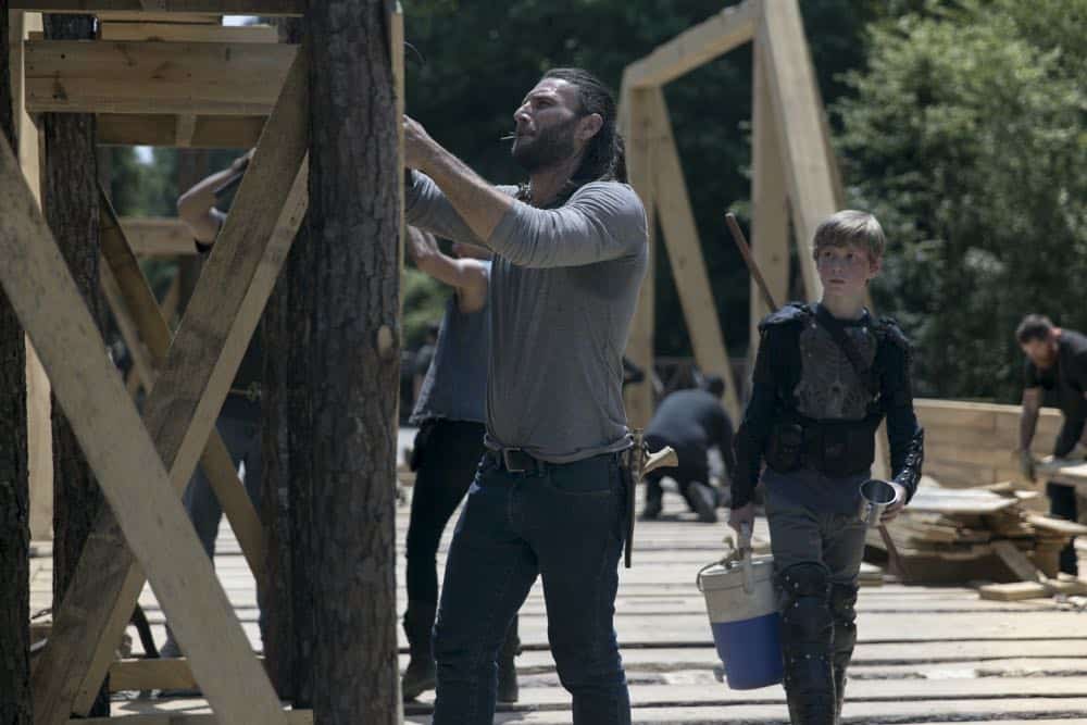 Zach McGowan as Justin, Macsen Lintz as Henry - The Walking Dead _ Season 9, Episode 2 - Photo Credit: Jackson Lee Davis/AMC Zach McGowan as Justin, Macsen Lintz as Henry - The Walking Dead _ Season 9, Episode 2 - Photo Credit: Jackson Lee Davis/AMC