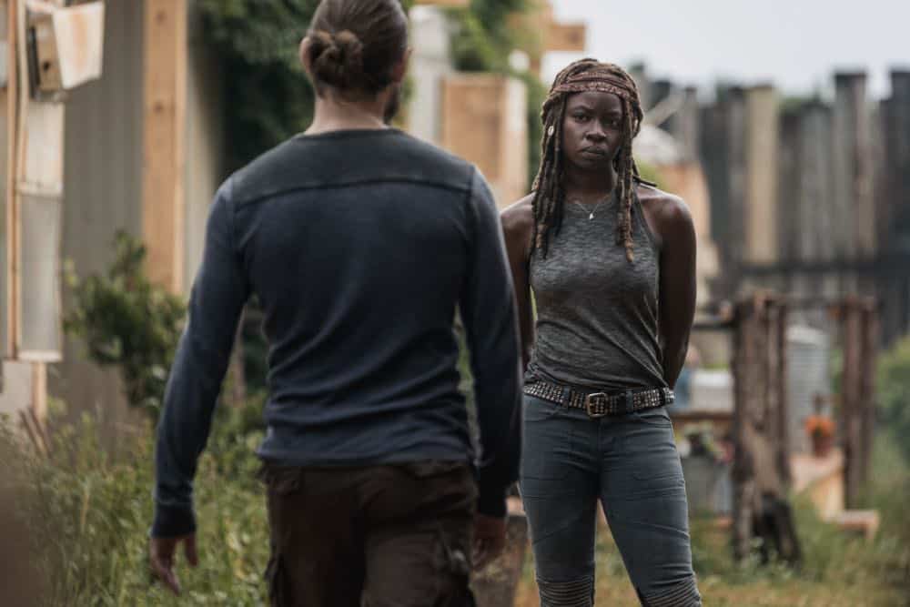 Tom Payne as Paul 'Jesus' Rovia, Danai Gurira as Michonne - The Walking Dead _ Season 9, Episode 2 - Photo Credit: Jackson Lee Davis/AMC