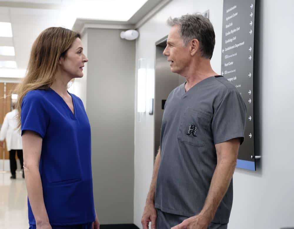THE RESIDENT: L-R: Jane Leeves and Bruce Greenwood in the "About Time" episode of THE RESIDENT airing Monday, Oct. 15 (8:00-9:00 PM ET/PT) on FOX. ©2018 Fox Broadcasting Co. Cr: Guy D'AlemaFOX. THE RESIDENT: L-R: Jane Leeves and Bruce Greenwood in the "About Time" episode of THE RESIDENT airing Monday, Oct. 15 (8:00-9:00 PM ET/PT) on FOX. ©2018 Fox Broadcasting Co. Cr: Guy D'AlemaFOX.