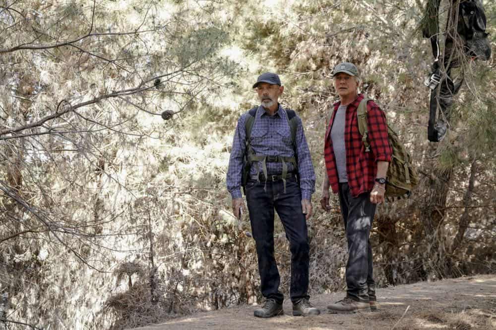 ÃÂThird WheelààGibbsàquiet vacation at his remote cabin is interrupted by a surprise visit from Tobias Fornell (Joe Spano) and Navy Captain Phillip Brooks (Don Lake), as well as a call from NCIS asking for his help locating a robber hiding in the woods near him, on NCIS, Tuesday, Oct. 16 (8:00-9:00 PM, ET/PT) on the CBS Television Network. Pictured: Joe Spano, Mark Harmon. Photo: Greg Gayne/CBS é2018 CBS Broadcasting, Inc. All Rights Reserved