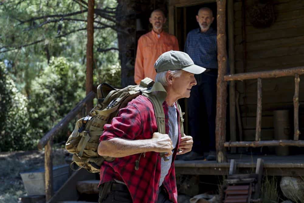 ÃÂThird WheelààGibbsàquiet vacation at his remote cabin is interrupted by a surprise visit from Tobias Fornell (Joe Spano) and Navy Captain Phillip Brooks (Don Lake), as well as a call from NCIS asking for his help locating a robber hiding in the woods near him, on NCIS, Tuesday, Oct. 16 (8:00-9:00 PM, ET/PT) on the CBS Television Network. Pictured: Mark Harmon, Don Lake, Joe Spano. Photo: Sonja Flemming/CBS é2018 CBS Broadcasting, Inc. All Rights Reserved