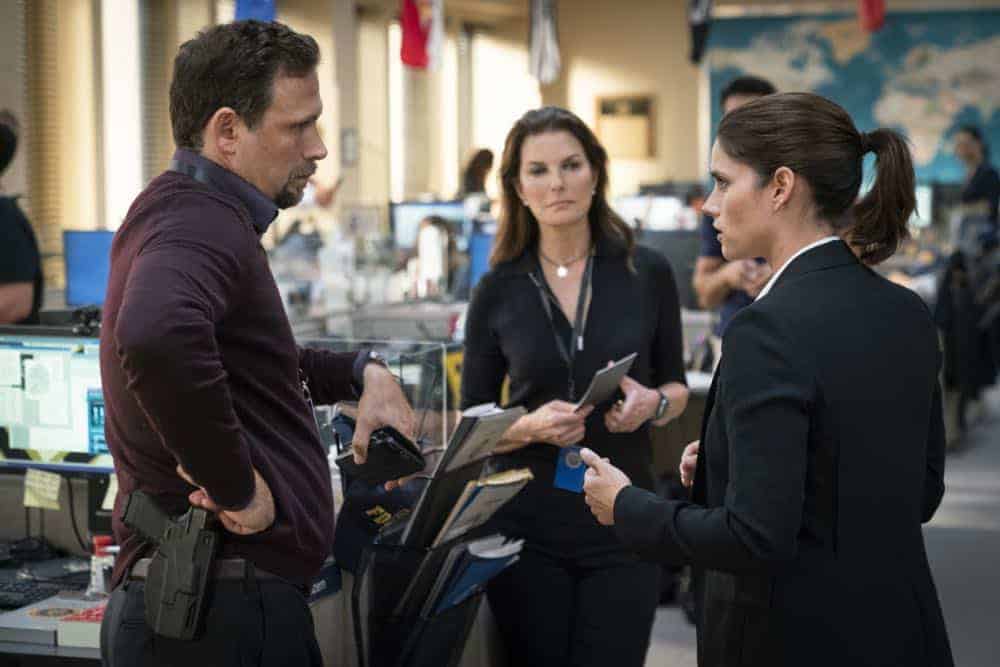 ÃÂCrossfireààSpecial Agents Maggie Bell and OA Zidan rush to track down an active sniper with an elusive motive as the body count continues to rise, on FBI, Tuesday, Oct. 16 (9:00-10:00 PM, ET/PT) on the CBS Television Network. Pictured: Jeremy Sisto, Sela Ward, Missy Peregrym. Photo: Michael Parmelee/CBS é2018 CBS Broadcasting, Inc. All Rights Reserved