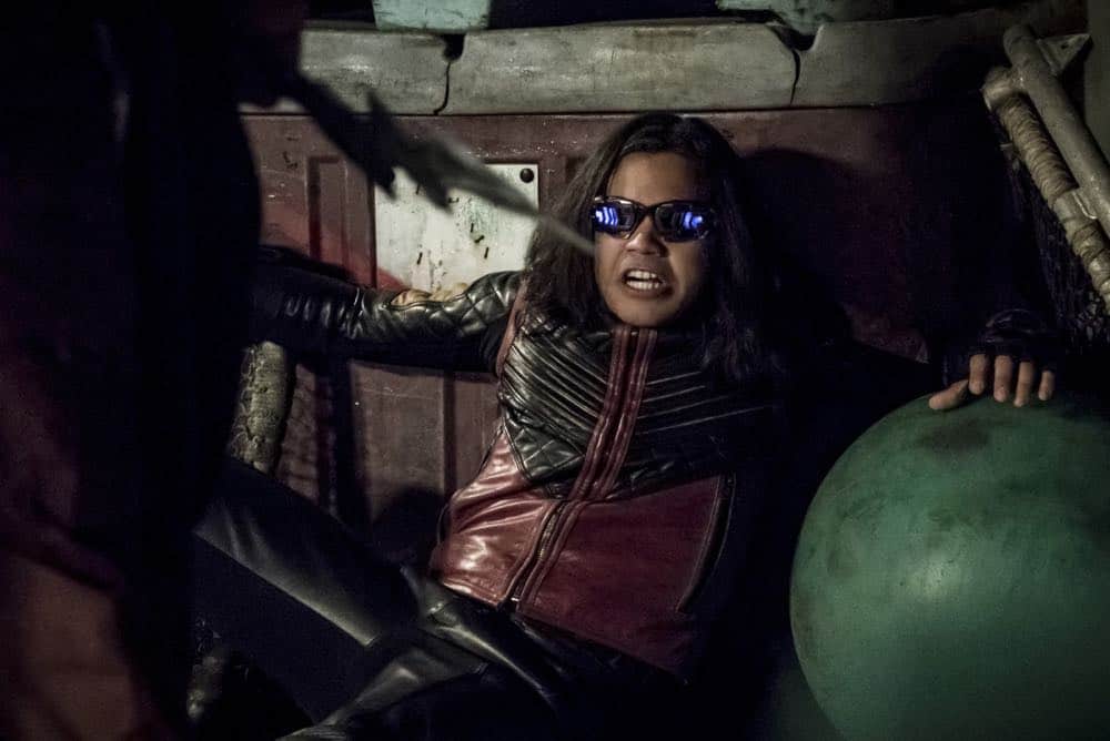 The Flash -- "Blocked" -- Image Number: FLA502b_0399b.jpg -- Pictured: Carlos Valdes as Vibe -- Photo: Katie Yu/The CW -- é 2018 The CW Network, LLC. All rights reserved