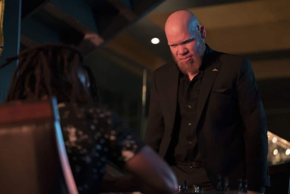 Black Lightning -- "The Book Of Consequences: Chapter Two: Black Jesus Blues" -- Image BLK202c_0077b.jpg -- Pictured: Marvin "Krondon" Jones III as Tobias -- Photo: Annette Brown/The CW -- é 2018 The CW Network, LLC. All rights reserved