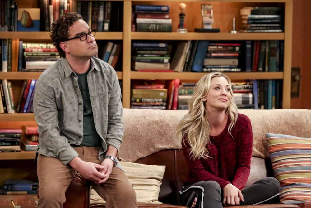 "The Planetarium Collision" -- Pictured: Leonard Hofstadter (Johnny Galecki) and Penny (Kaley Cuoco). When Amy doesn't have time to work on super-asymmetry, Sheldon goes to great lengths to ensure she's available to work with him even it if means accidentally sabotaging her career in the process. Also, Koothrappali doesn't want Wolowitz to join him in hosting a show at the planetarium, on THE BIG BANG THEORY, Thursday, Oct. 18 (8:00-8:31 PM, ET/PT) on the CBS Television Network. Emmy Award winner Bob Newhart returns as Arthur Jeffries. Photo: Michael Yarish/Warner Bros. Entertainment Inc. é 2018 WBEI. All rights reserved.