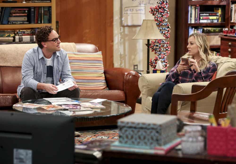 "The Planetarium Collision" -- Pictured: Leonard Hofstadter (Johnny Galecki) and Penny (Kaley Cuoco). When Amy doesn't have time to work on super-asymmetry, Sheldon goes to great lengths to ensure she's available to work with him even it if means accidentally sabotaging her career in the process. Also, Koothrappali doesn't want Wolowitz to join him in hosting a show at the planetarium, on THE BIG BANG THEORY, Thursday, Oct. 18 (8:00-8:31 PM, ET/PT) on the CBS Television Network. Emmy Award winner Bob Newhart returns as Arthur Jeffries. Photo: Michael Yarish/Warner Bros. Entertainment Inc. é 2018 WBEI. All rights reserved.