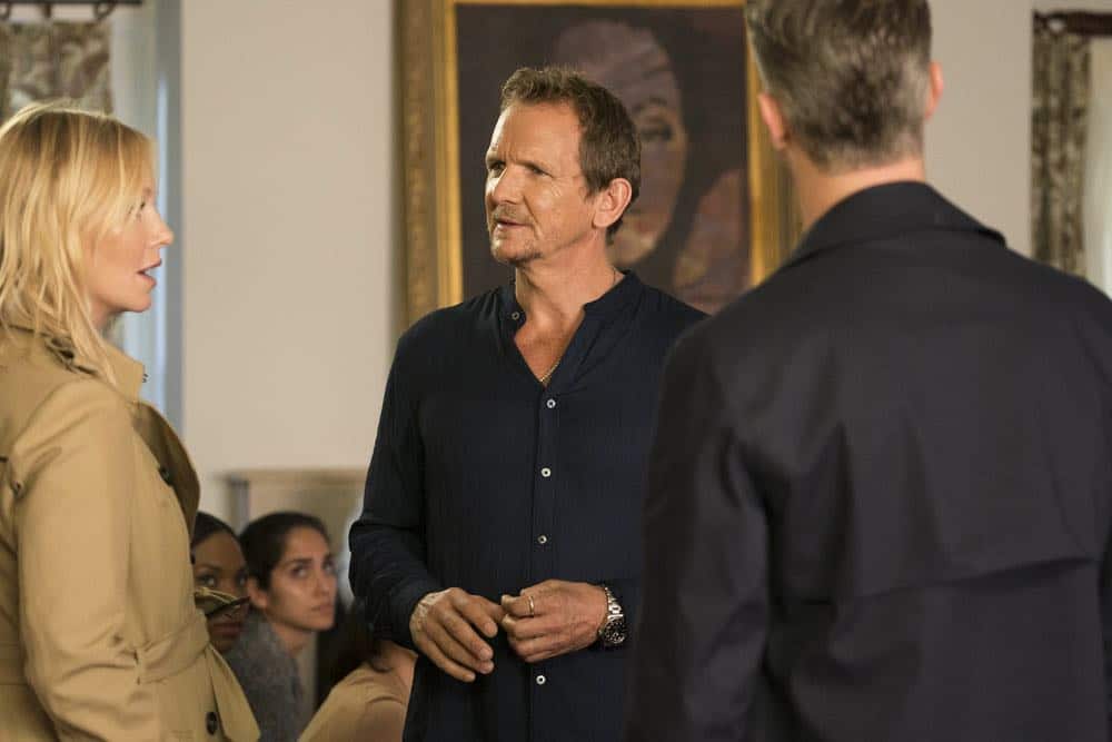 LAW & ORDER: SPECIAL VICTIMS UNIT -- "Accredo" Episode 2005 -- Pictured: (l-r) Kelli Giddish as Detective Amanda Rollins, Sebastian Roché as Arlo Beck -- (Photo by: Barbara Nitke/NBC) LAW & ORDER: SPECIAL VICTIMS UNIT -- "Accredo" Episode 2005 -- Pictured: (l-r) Kelli Giddish as Detective Amanda Rollins, Sebastian Roché as Arlo Beck -- (Photo by: Barbara Nitke/NBC)