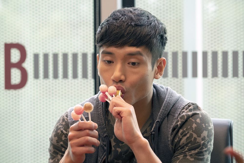 THE GOOD PLACE -- "Jeremy Bearimy" Episode 305 -- Pictured: Manny Jacinto as Jason Mendoza -- (Photo by: Colleen Hayes/NBC)