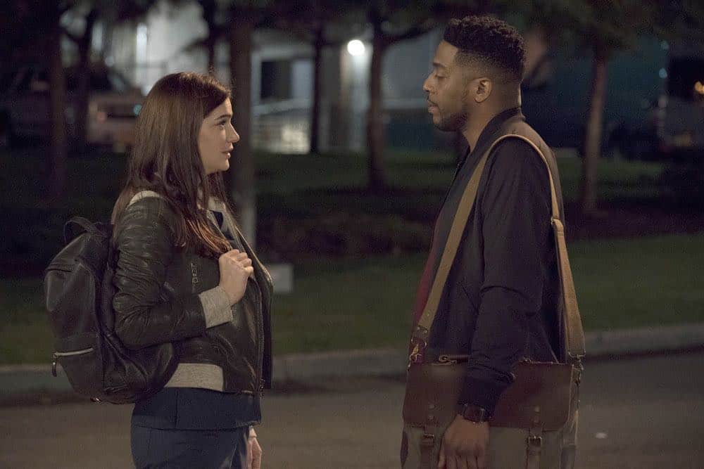 NEW AMSTERDAM -- "Cavitation" Episode 105 -- Pictured: (l-r) Janet Montgomery as Dr. Lauren Bloom, Jocko Sims as Dr. Floyd Reynolds -- (Photo by: Virginia Sherwood/NBC) NEW AMSTERDAM -- "Cavitation" Episode 105 -- Pictured: (l-r) Janet Montgomery as Dr. Lauren Bloom, Jocko Sims as Dr. Floyd Reynolds -- (Photo by: Virginia Sherwood/NBC)