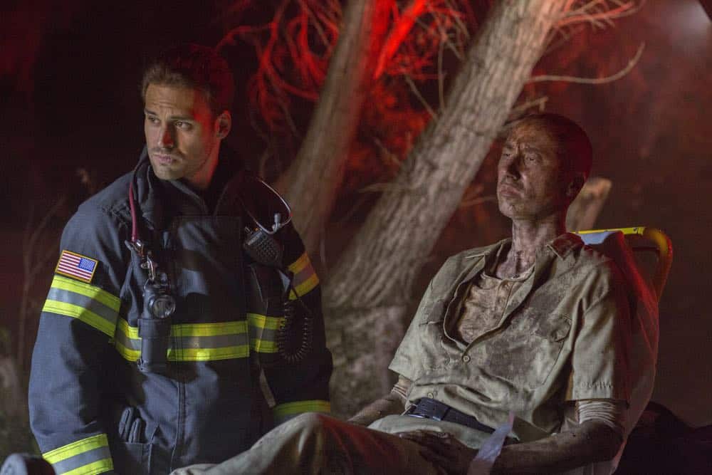 9-1-1: L-R: Ryan Guzman and guest star Rick Avery in the “Haunted” episode of 9-1-1 airing Monday, Oct. 29 (9:00-10:00 PM ET/PT) on FOX. © 2018 FOX Broadcasting. CR: Jack Zeman / FOX.