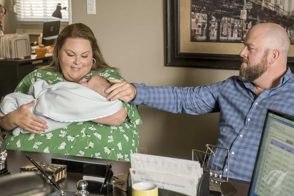 THIS IS US -- "Strangers" Episode 401 -- Pictured: (l-r) Chrissy Metz as Kate, Chriss Sullivan as Toby -- (Photo by: Ron Batzdorff/NBC)